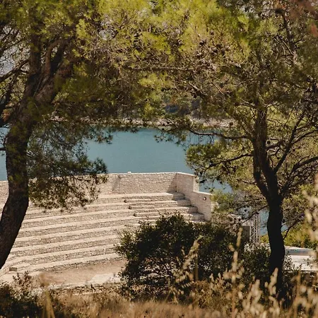 O-tents By Hotel Obonjan Island