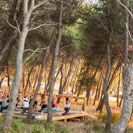 Hotel O-tents By Obonjan Island