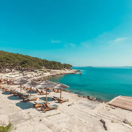 O-tents By 4* Obonjan Island