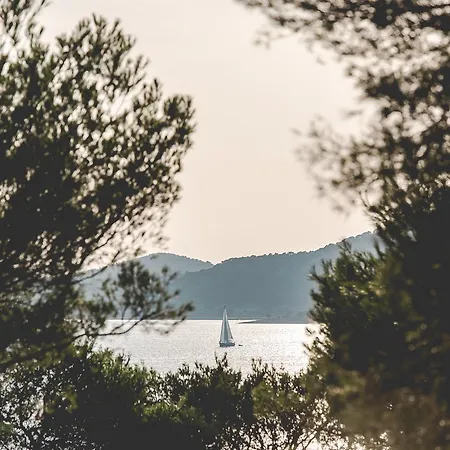 Hotel O-tents By Obonjan Island