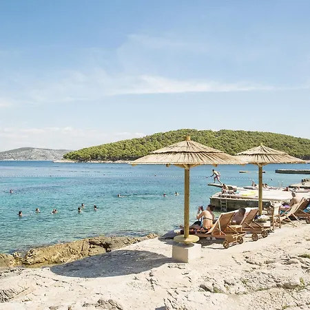 Hotel O-tents By Obonjan Island