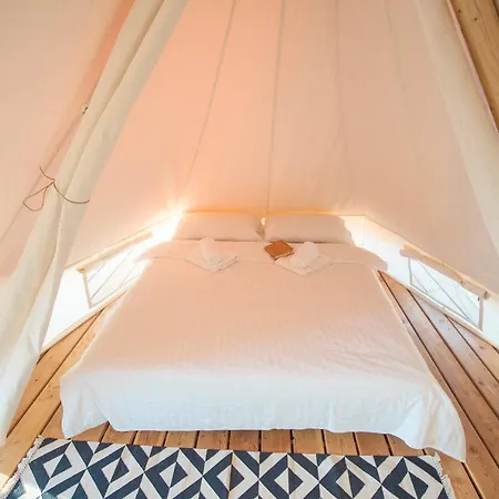 Hotel O-tents By Obonjan Island