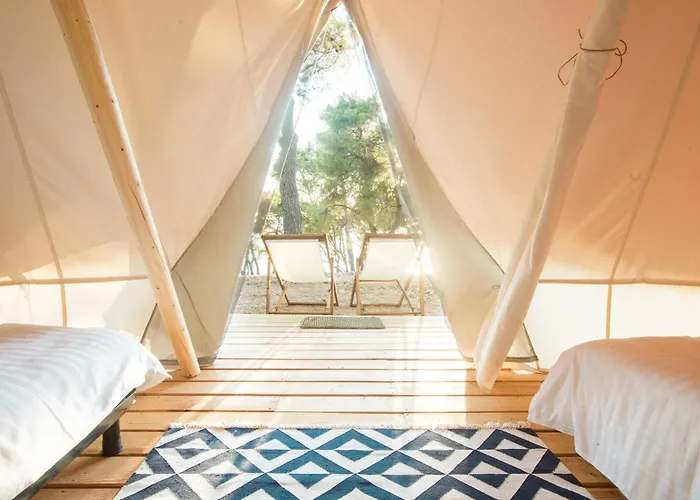 O-tents By Hotel Obonjan Island